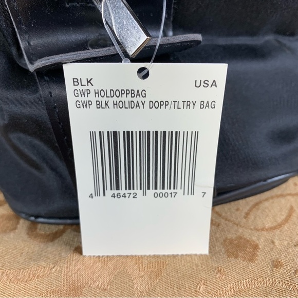 NEW GUESS Black Toiletry Bag Classic Zip Closure Travel Cosmetic - Picture 7 of 9